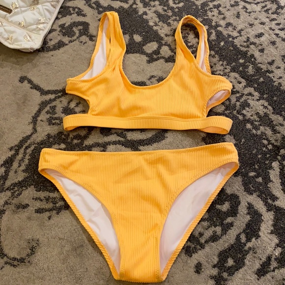 Cupshe Other - CUPSHE bikini